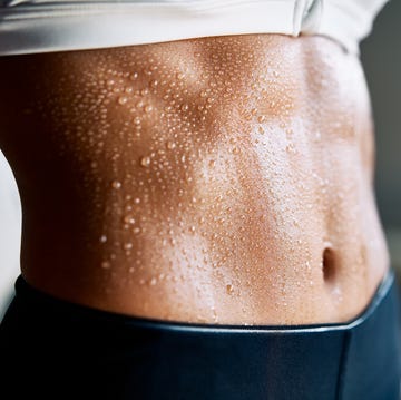 what is fungal acne and how to treat it