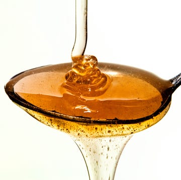 honey on the spoon